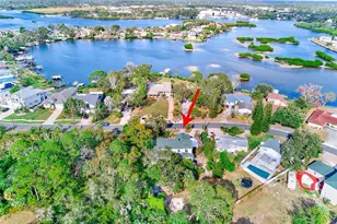 757 Bayshore Dr, Tarpon Springs, FL 34689 - Photo 2