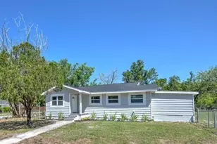 2002 E Hanna Ave, Tampa, FL 33610 - Photo 4