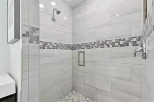 21 Crescent Pl S, Saint Petersburg, FL 33711 - Photo 28