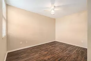 21527 Woodstork Ln, Lutz, FL 33549 - Photo 18