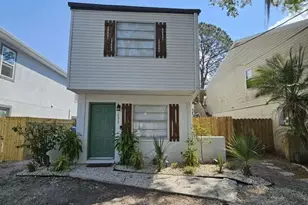 10213 N Ojus Dr, Tampa, FL 33617 - Photo 26