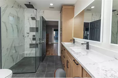 510 Lewis Boulevard SE, Saint Petersburg, FL 33705 - Photo 24