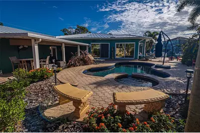 510 Lewis Boulevard SE, Saint Petersburg, FL 33705 - Photo 10