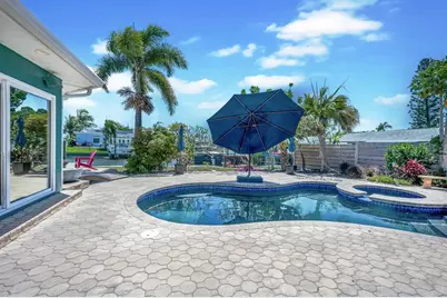 510 Lewis Boulevard SE, Saint Petersburg, FL 33705 - Photo 28