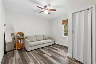 2340 10th St S, Saint Petersburg, FL 33705 - Photo 18