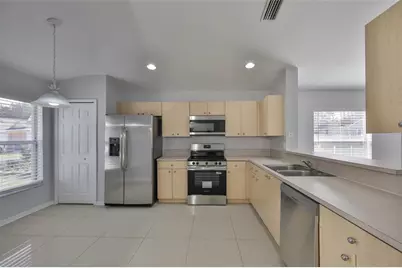11345 Coconut Island Drive, Riverview, FL 33569 - Photo 10