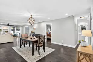 2366 Pembrook Dr, Clearwater, FL 33764 - Photo 20