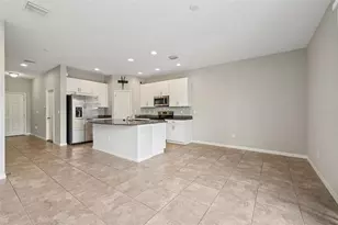 7022 Summer Holly Pl, Riverview, FL 33578 - Photo 12