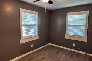 2011 11th St W, Bradenton, FL 34205 - Photo 10