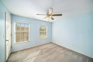 1965 Fiesta Ridge Ct, Tampa, FL 33604 - Photo 16