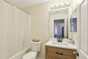 11385 Cocoa Beach Dr, Riverview, FL 33569 - Photo 16