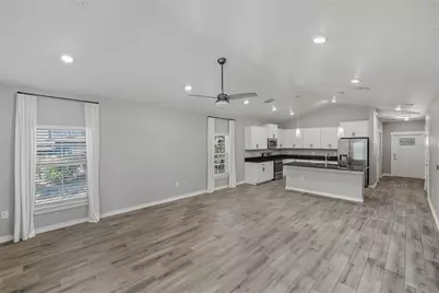 13907 9th Street, Dade City, FL 33525 - Photo 8