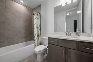 9185 Sanders Tree Loop, Wesley Chapel, FL 33545 - Photo 18