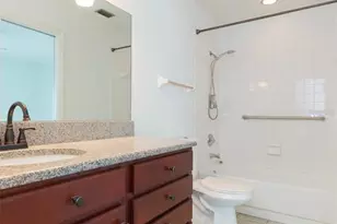 5203 Pine Mill Ct, Temple Terrace, FL 33617 - Photo 12