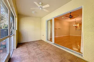 11142 Kapok Grand Cir, Saint Petersburg, FL 33708 - Photo 42