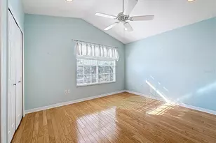 11142 Kapok Grand Cir, Saint Petersburg, FL 33708 - Photo 62