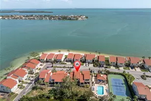5559 Escondida Blvd S, Saint Petersburg, FL 33715 - Photo 2