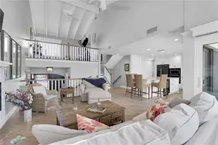 5559 Escondida Blvd S, Saint Petersburg, FL 33715 - Photo 4