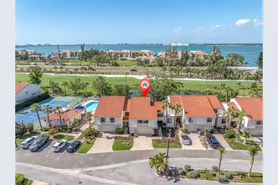 5559 Escondida Boulevard S, Saint Petersburg, FL 33715 - Photo 32