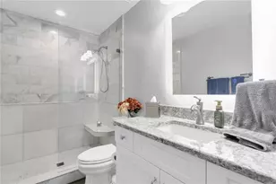5559 Escondida Blvd S, Saint Petersburg, FL 33715 - Photo 22