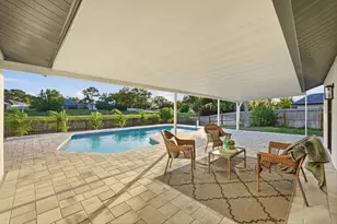 389 Arbor Dr W, Palm Harbor, FL 34683 - Photo 24