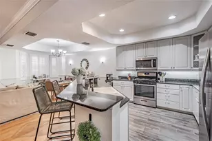 2878 Bayshore Trails Dr, Tampa, FL 33611 - Photo 12