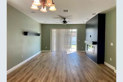 10131 Celtic Ash Drive, Ruskin, FL 33573 - Photo 8