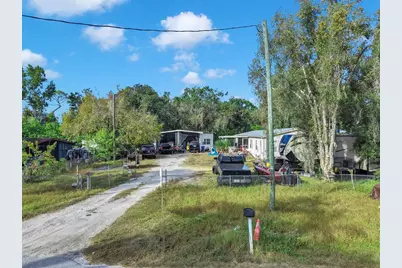 601 8th Court SE, Ruskin, FL 33570 - Photo 2