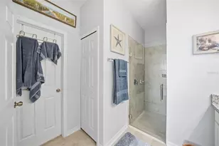 220 Hillshire Pl, Spring Hill, FL 34609 - Photo 16
