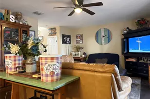 11831 Whisper Creek Dr, Riverview, FL 33569 - Photo 8