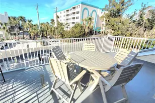 12217 Sunshine Ln, Treasure Island, FL 33706 - Photo 22