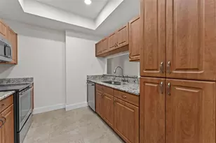 3058 Overlook Pl, Clearwater, FL 33760 - Photo 10