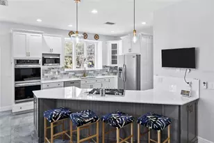 2905 Bayshore Vista Dr, Tampa, FL 33611 - Photo 6