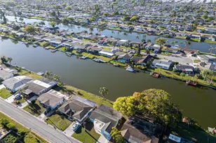 3814 Sunray Dr, Holiday, FL 34691 - Photo 48