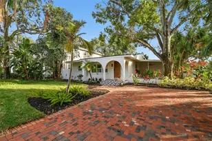 3320 W Villa Rosa St, Tampa, FL 33611 - Photo 2