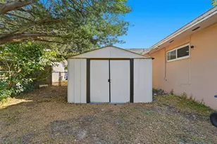940 Orangeview Dr, Largo, FL 33778 - Photo 24