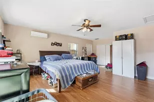 940 Orangeview Dr, Largo, FL 33778 - Photo 8