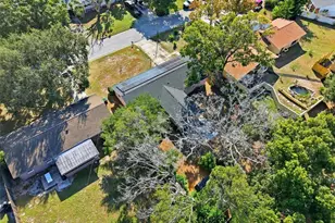940 Orangeview Dr, Largo, FL 33778 - Photo 38