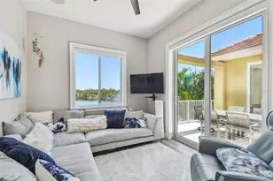 17 Franklin Ct S, Saint Petersburg, FL 33711 - Photo 18