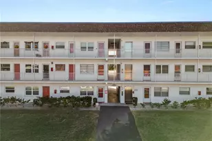 5728 14th Ave N, Saint Petersburg, FL 33710 - Photo 1