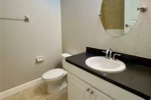 165 Alexander Woods Dr, Plant City, FL 33563 - Photo 8