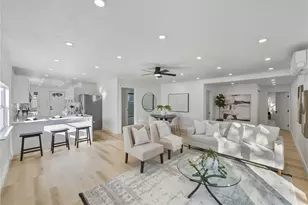 542 64th St S, Saint Petersburg, FL 33707 - Photo 8