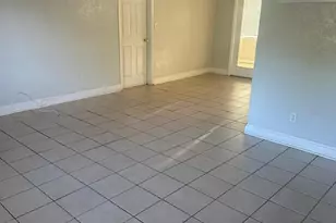 3599 66th Way N, Saint Petersburg, FL 33710 - Photo 8