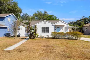 911 W Candlewood Ave, Tampa, FL 33603 - Photo 2