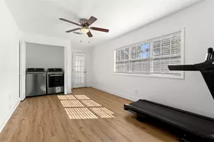 911 W Candlewood Ave, Tampa, FL 33603 - Photo 32
