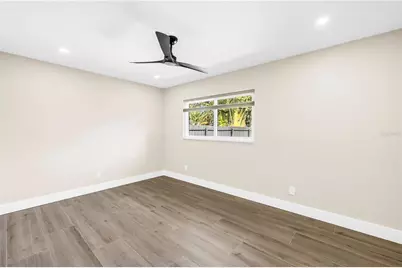 4891 Venetian Boulevard NE, Saint Petersburg, FL 33703 - Photo 24