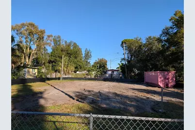 1331 Mentone Drive NE, Saint Petersburg, FL 33702 - Photo 12