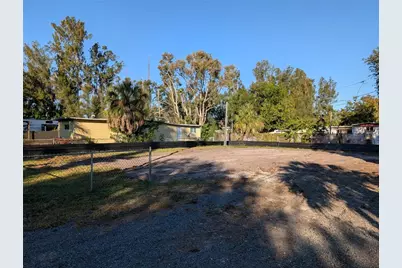 1331 Mentone Drive NE, Saint Petersburg, FL 33702 - Photo 1