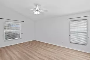 29321 Yarrow Dr, Wesley Chapel, FL 33543 - Photo 22