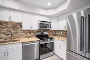 1028 Apollo Beach Blvd, Apollo Beach, FL 33572 - Photo 6